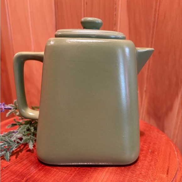 Square Avocado STARBUCKS Collectors 2012 32oz TEA COFFEE Pitcher Ceramic - Picture 3 of 9